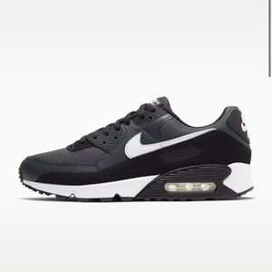 Nike Air Max 90s size 7